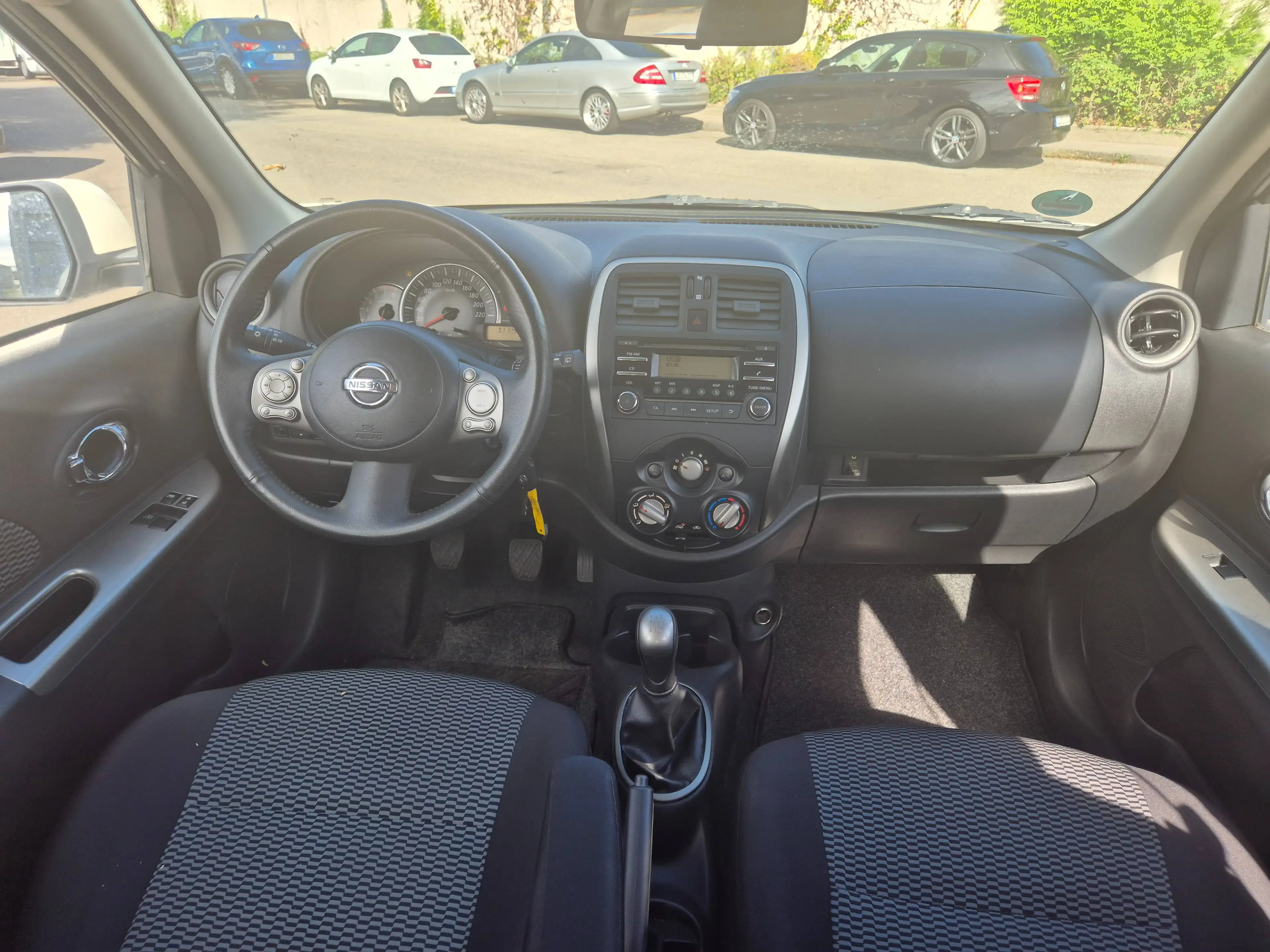 Nissan Micra Visia First — photo 14
