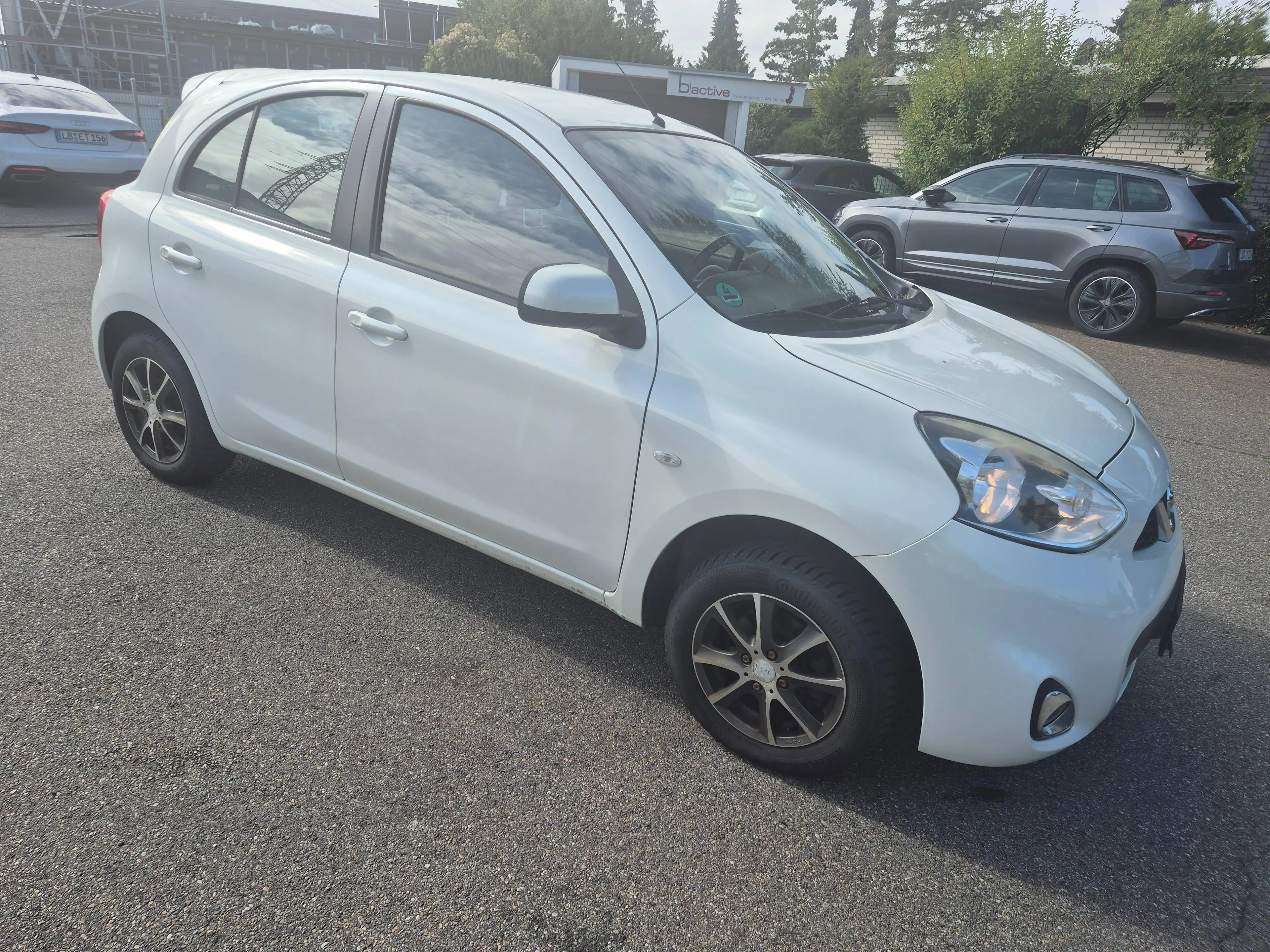 Nissan Micra Visia First