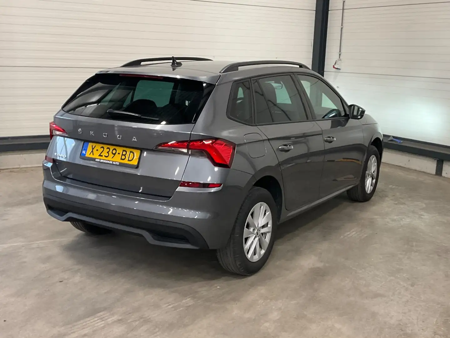 Skoda Kamiq 1.0 TSI Ambition 16" Lichtmetaal | Cruise | Airco Gris - 2
