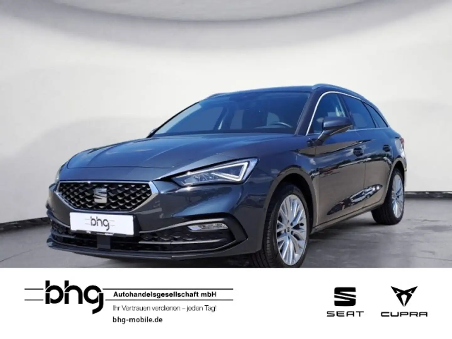 SEAT Leon Sportstourer 1.5 eTSI DSG Xcellence LED Nav Grijs - 1