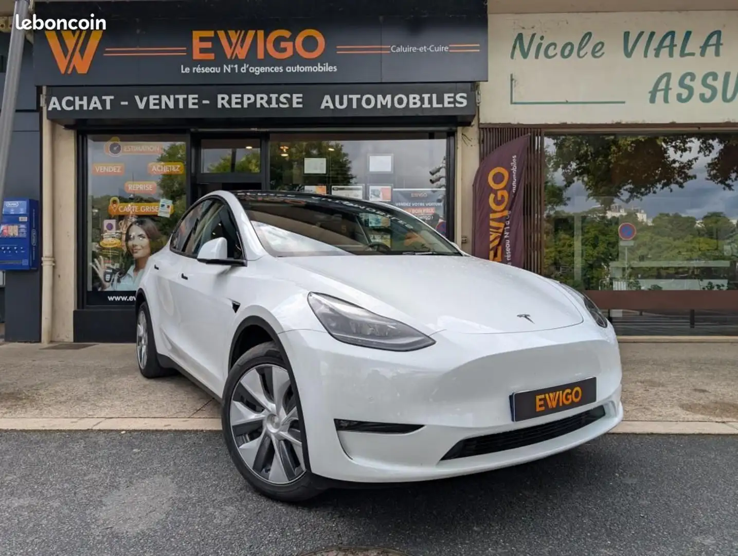 Tesla Model Y ELECTRIC 515CH 211PPM 75KWH LONG RANGE 4WD AWD BVA Blanc - 1