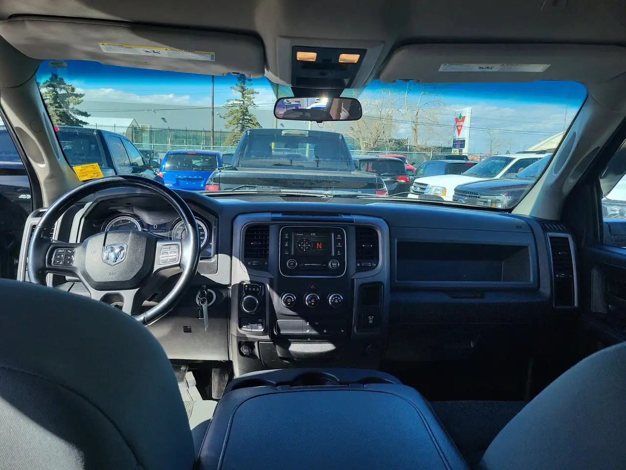 RAM 1500 снимка RAM 1500