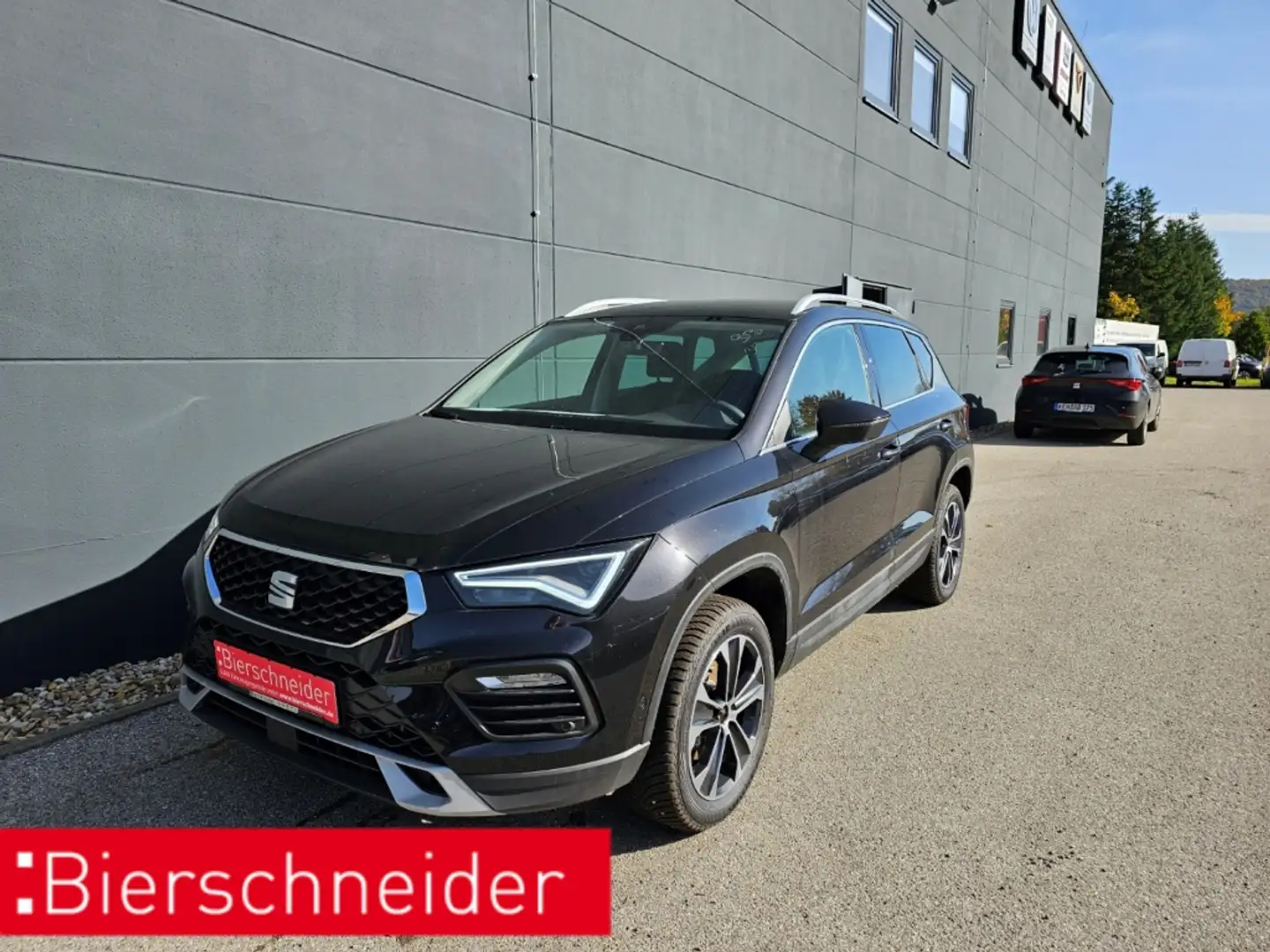 SEAT Ateca 1.5 TSI DSG Style Edition eHeck Fahrass M Schwarz - 1