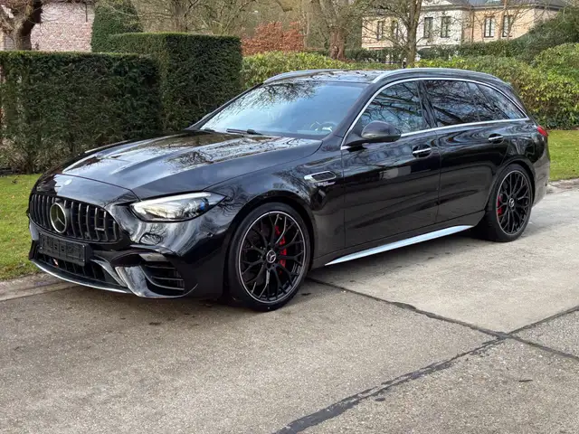 Mercedes-Benz C 63 AMG AMG C 63 S E AMG / PERFORMANCE SEATS / PANORAMA