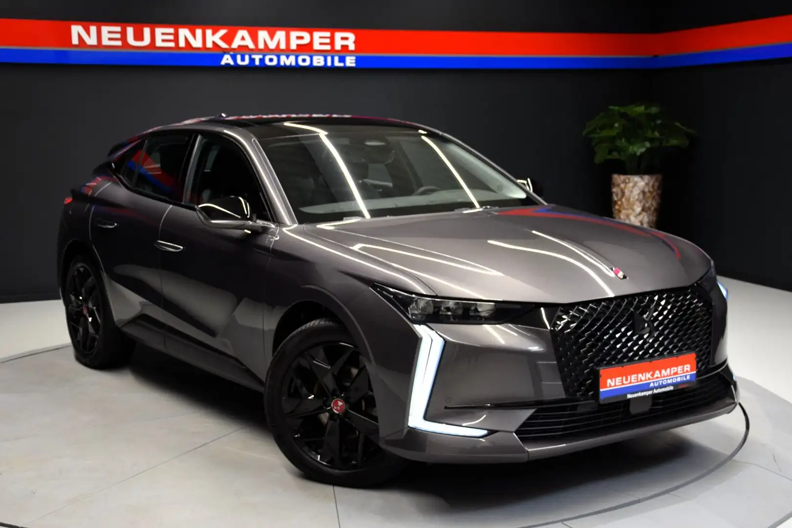 DS Automobiles DS 4 Performance Line Pano Sitzheizung Grau - 1