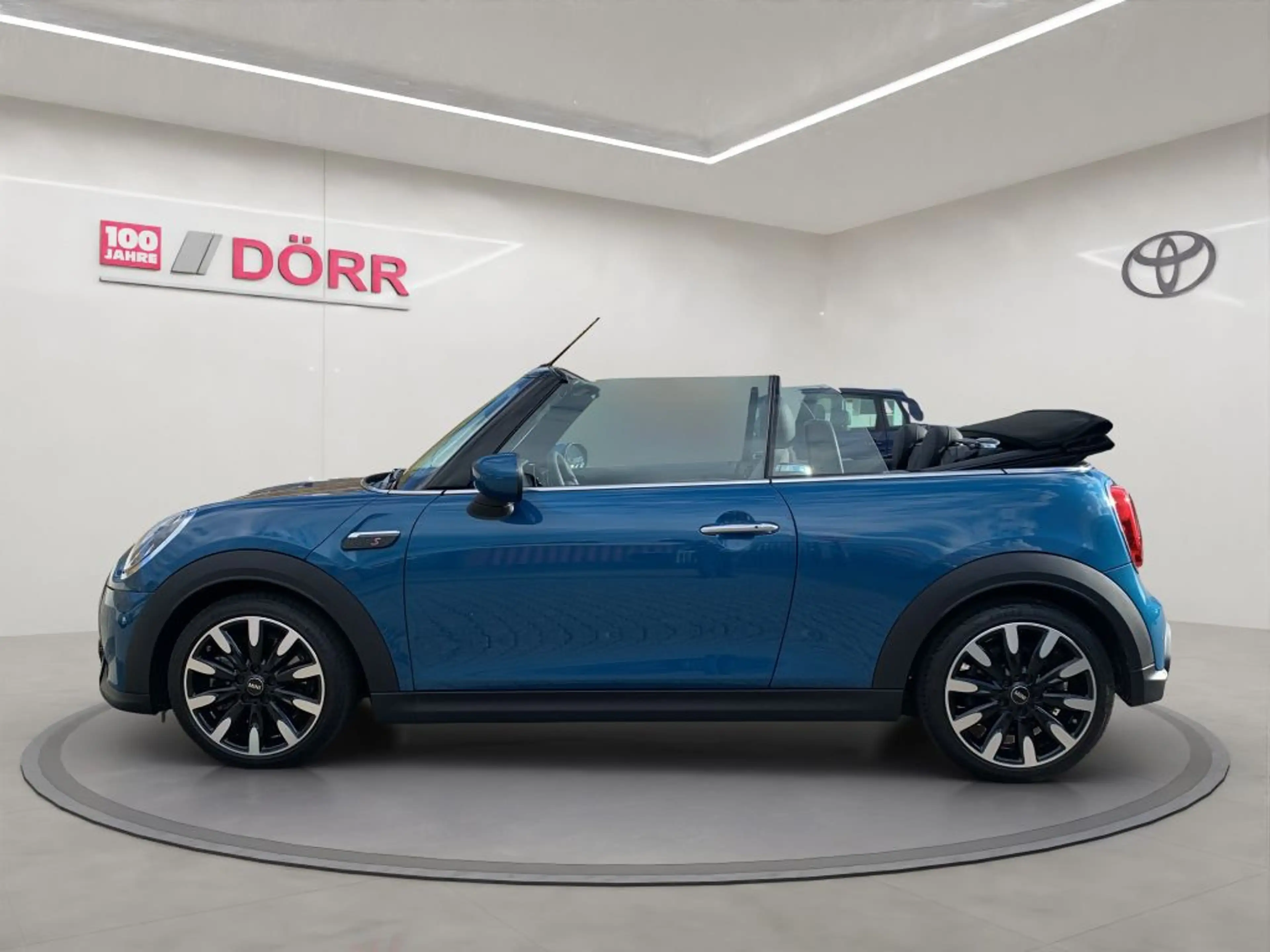 MINI Cooper S Cabrio Aut. Classic Trim — photo 2