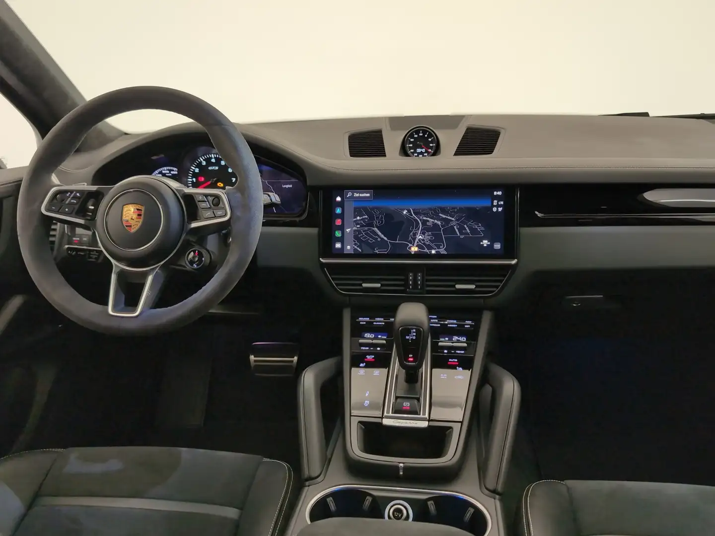 Porsche Cayenne GTS Tiptronic S AHK/Shz/Lordose Chrono/StandH/Bose Grey - 2