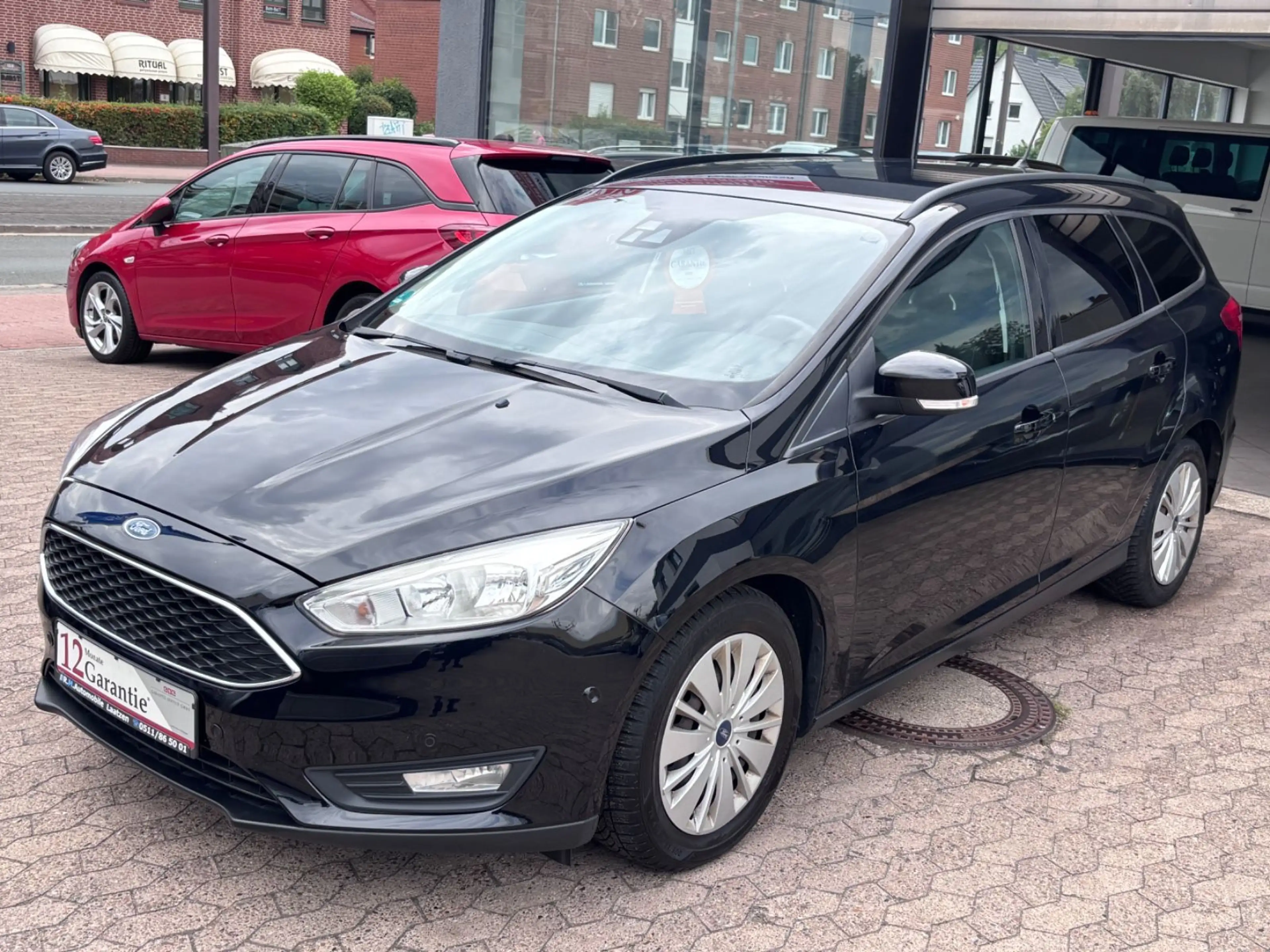 Ford Focus Turnier Business Euro6~Navi~2.Hand~PDC~SHZ — photo 9
