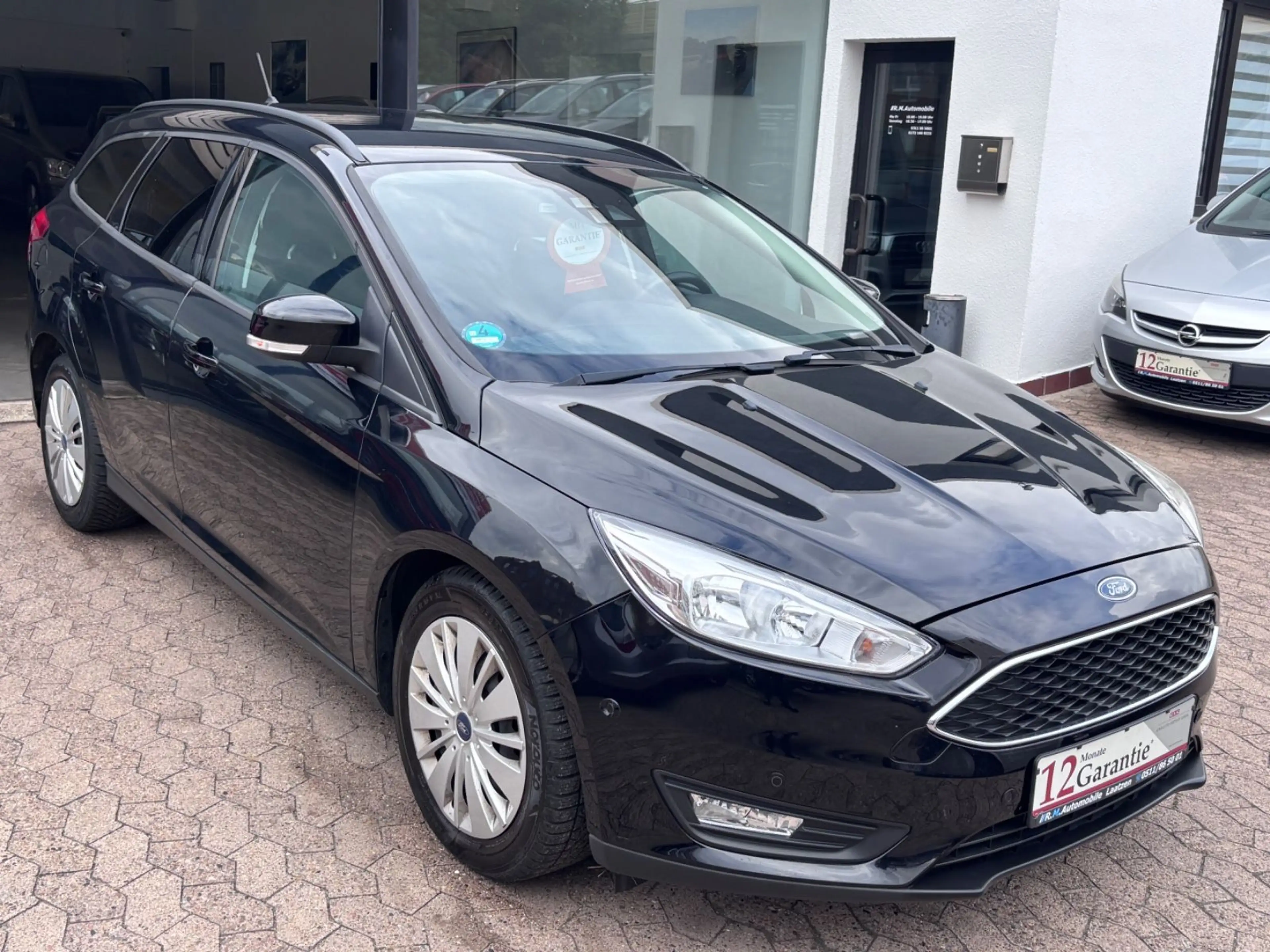 Ford Focus Turnier Business Euro6~Navi~2.Hand~PDC~SHZ — photo 3