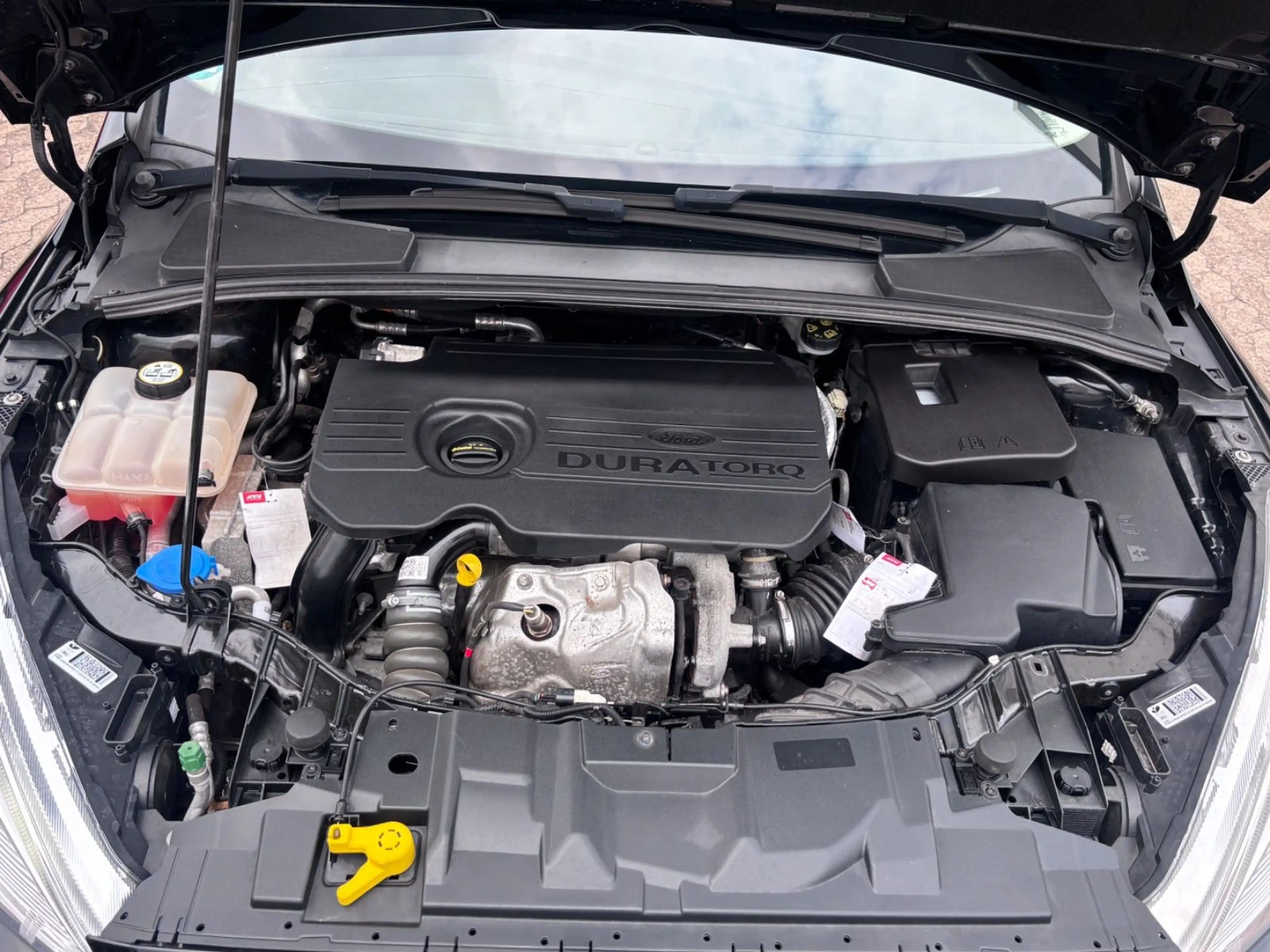 Ford Focus Turnier Business Euro6~Navi~2.Hand~PDC~SHZ — photo 17