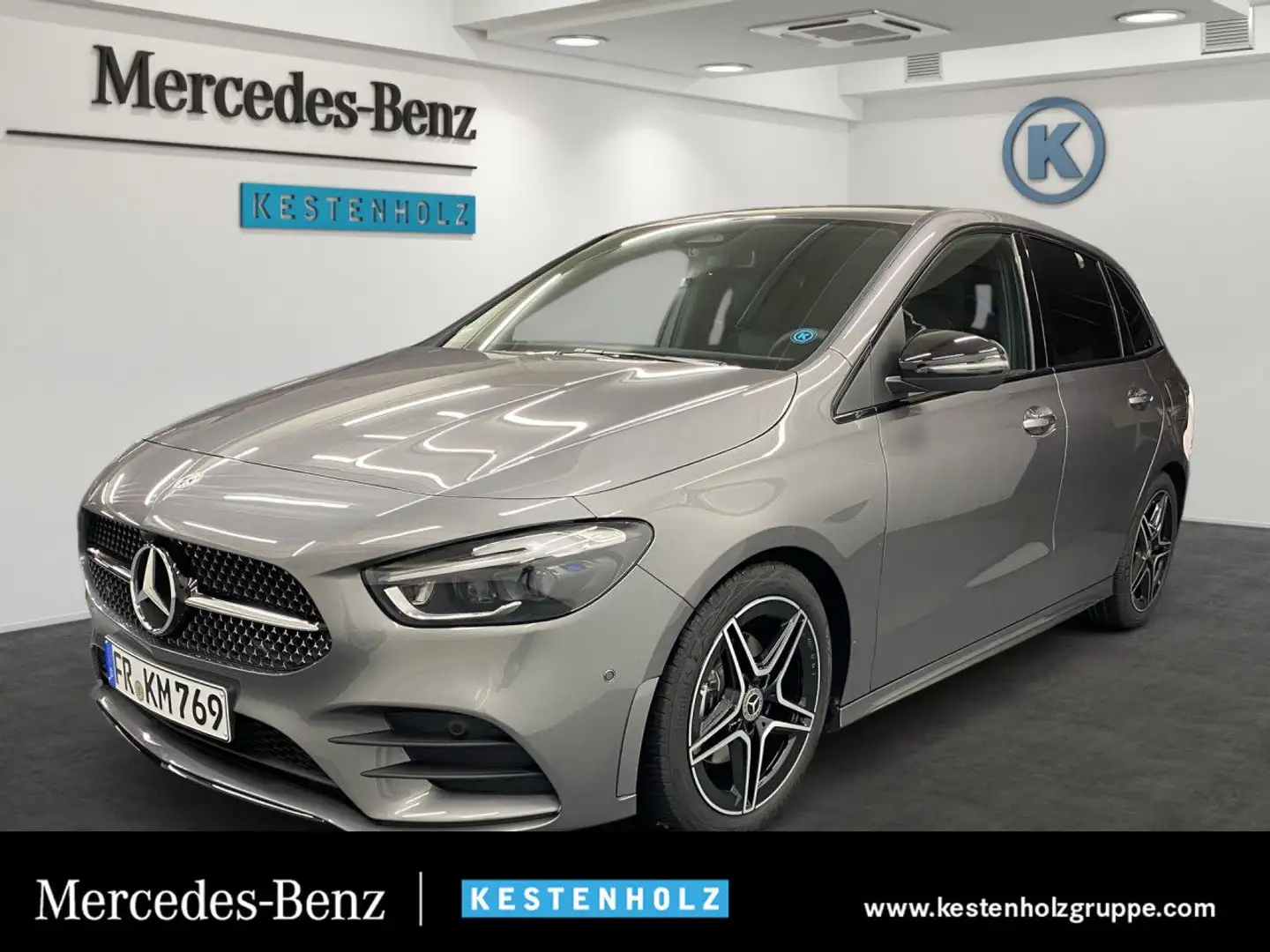Mercedes-Benz B 180 AMG+AHK+NIGHT+MULTI+PARK+DISTR+HANDS-FREE Grau - 1