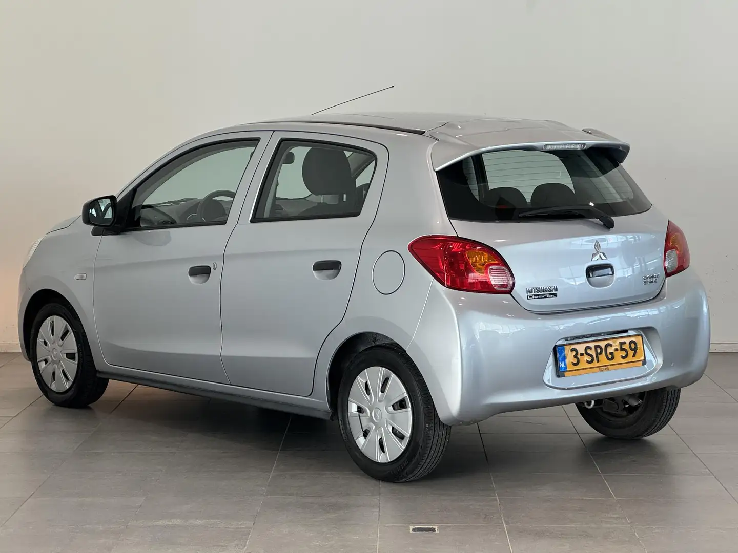 Mitsubishi Space Star 1.0 Inform | Airco | Radio-CD | 40.801 KM! Grau - 2