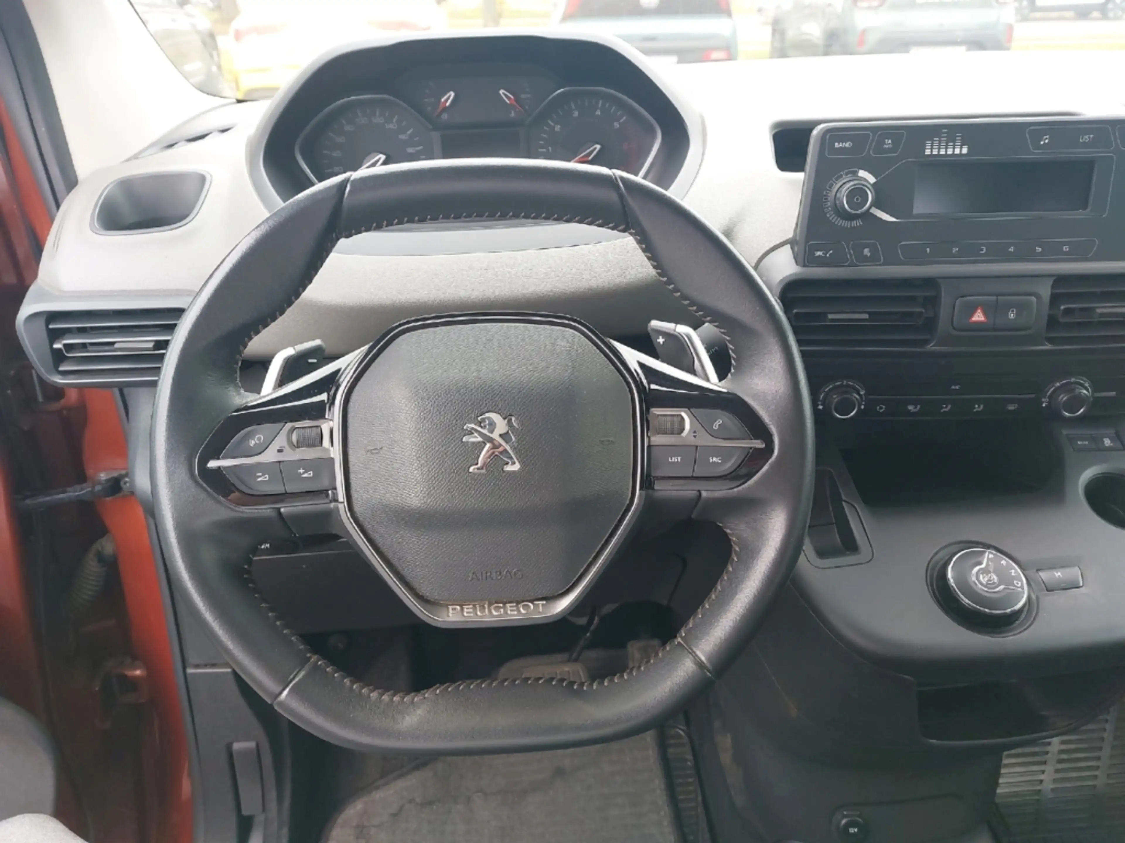 Peugeot Rifter RIFTER 1.2 PureTech 130 Active — photo 12
