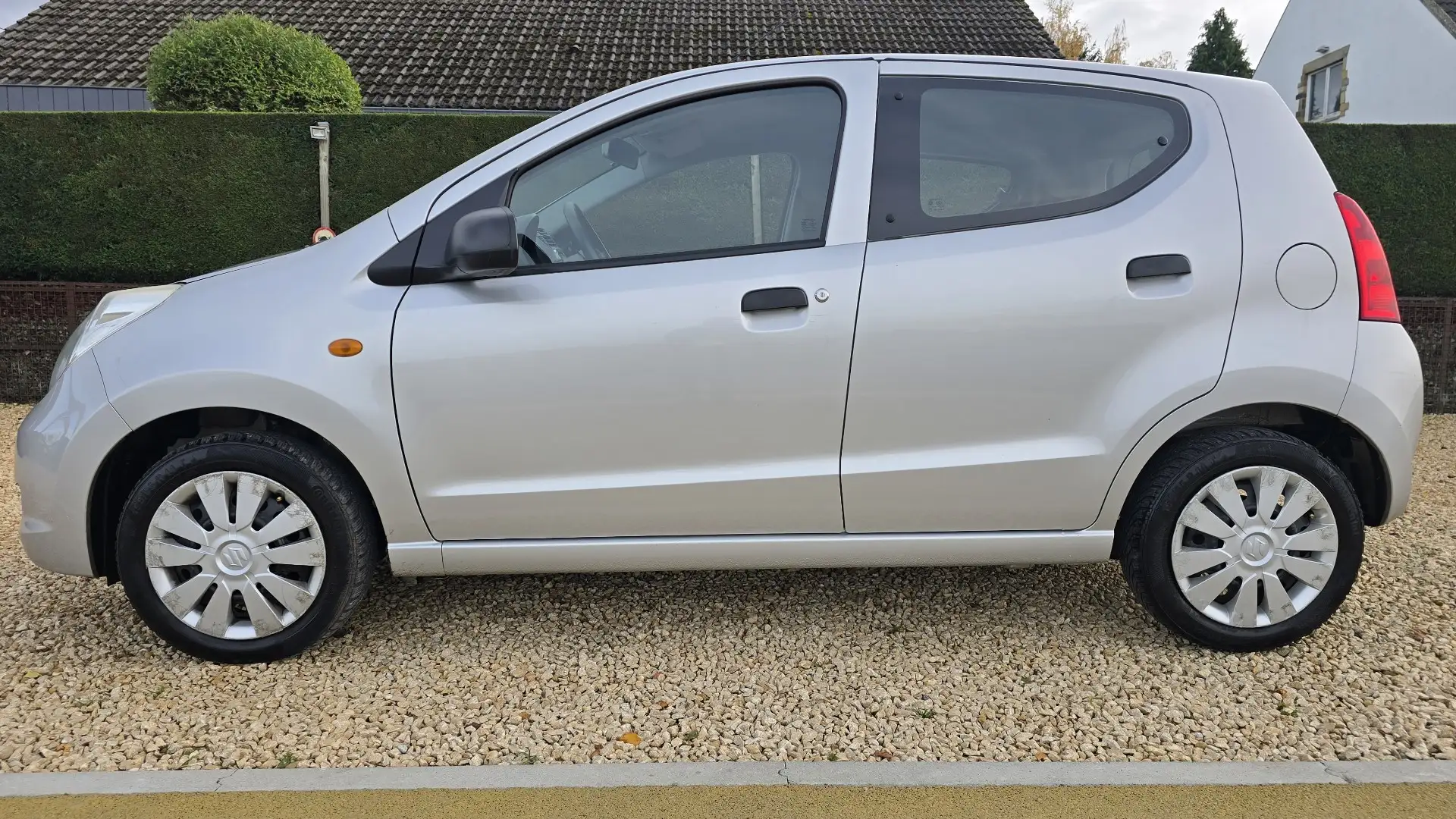 Suzuki Alto Fashion Line Airco, Capteur,85500 KM Garantie 1 an Grijs - 1