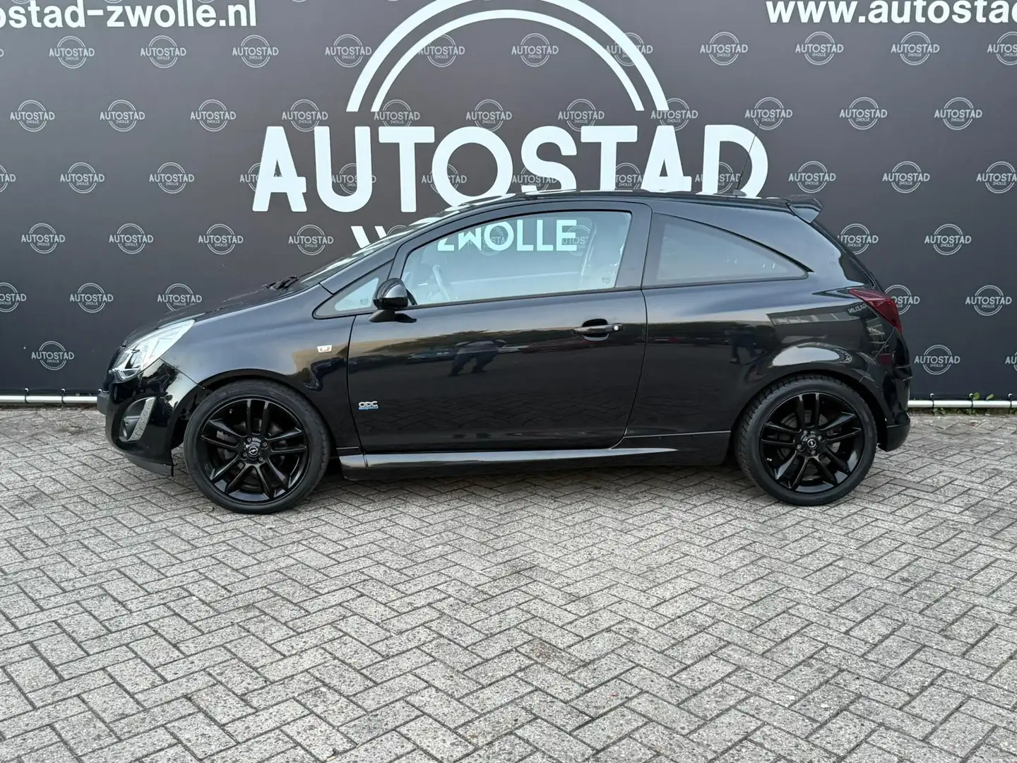 Opel Corsa OPC 1.4-16V Airco/Apk/Nap/elektramen Zwart - 2