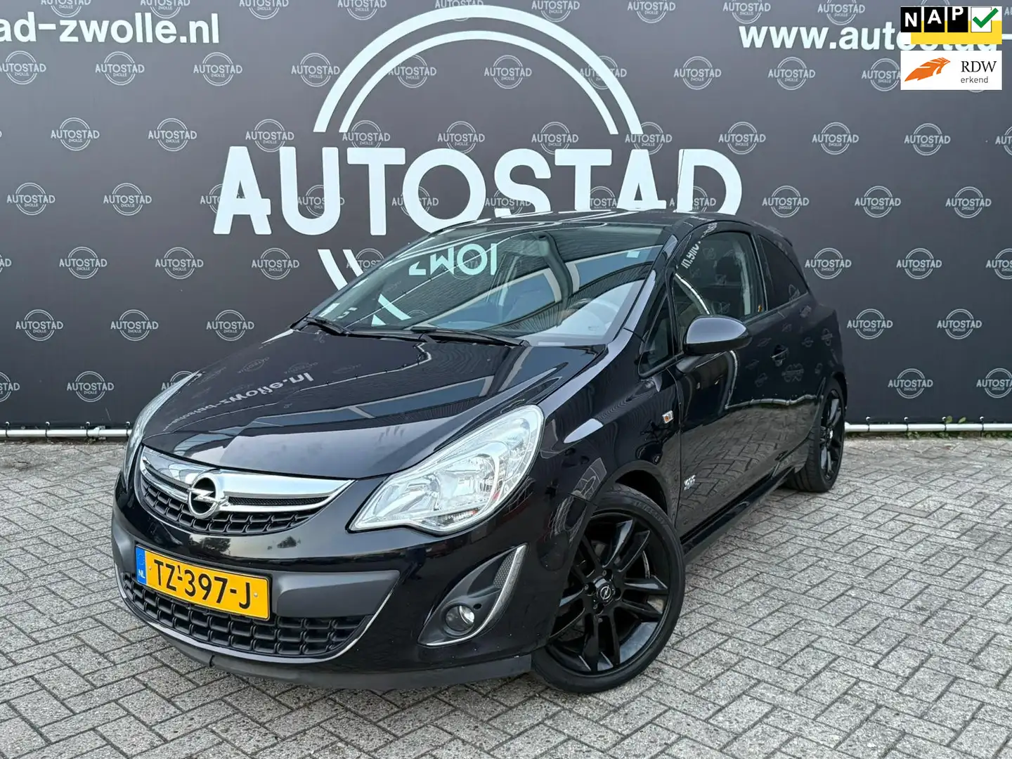 Opel Corsa OPC 1.4-16V Airco/Apk/Nap/elektramen Zwart - 1
