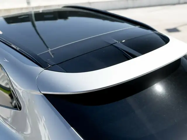 Aston Martin DBX DBX550 / Aluminite Silver / Sports Exhaust Upgrade Ansicht 9