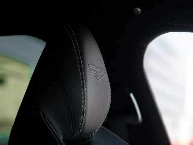 Aston Martin DBX DBX550 / Aluminite Silver / Sports Exhaust Upgrade Ansicht 20