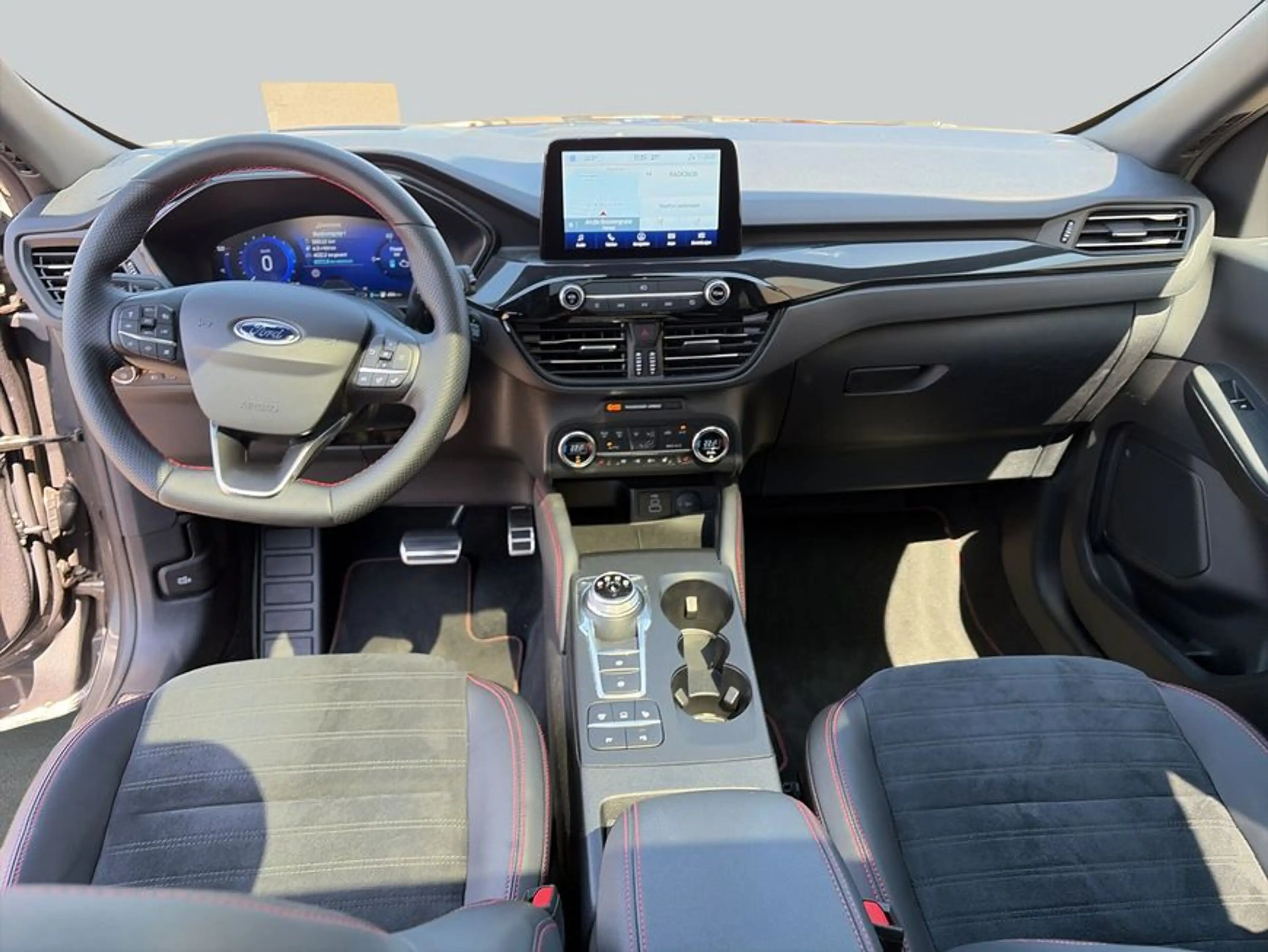 Ford Kuga 2.5 Duratec PHEV ST-LINE X — photo 14