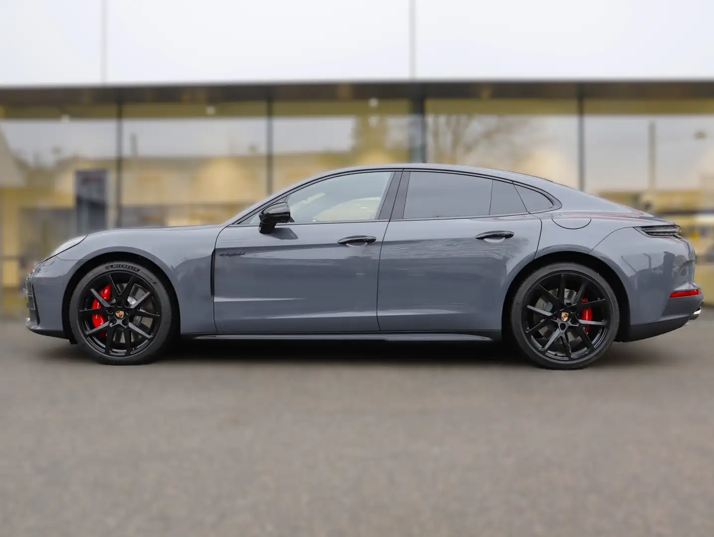 Porsche Panamera 4S E-Hybrid Grau - 2
