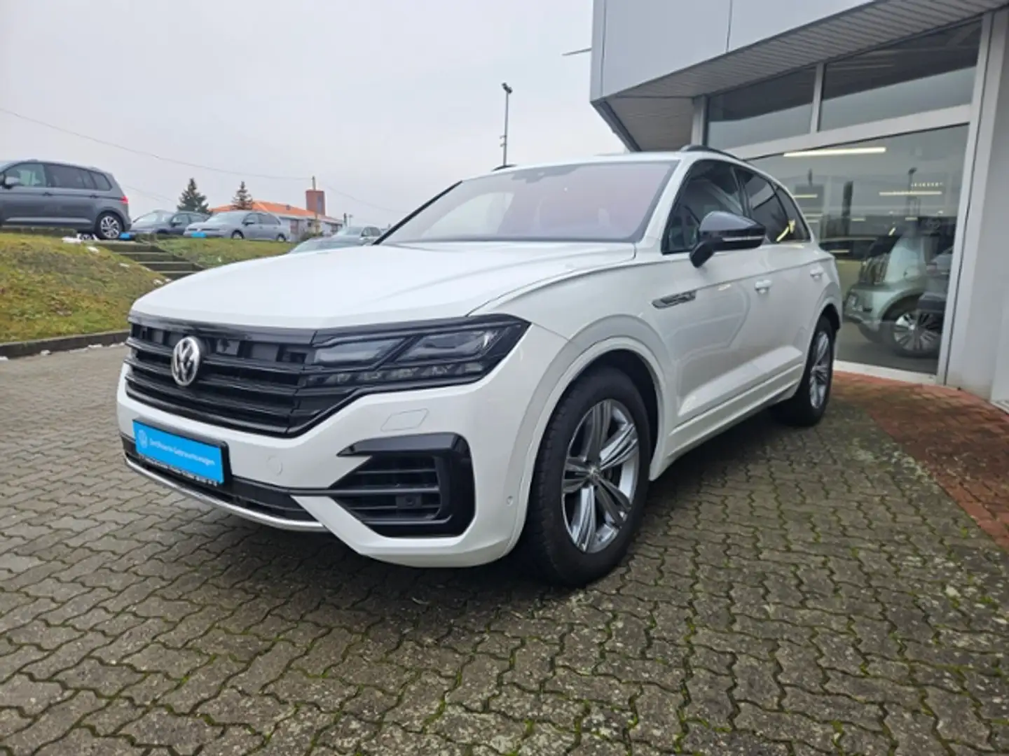 Volkswagen Touareg R-Line "BlackStyle", HUD, PANO, NACHTSICHT Blanc - 2