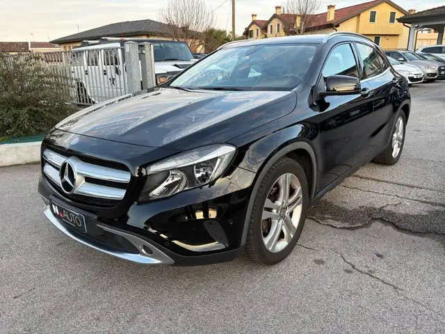 Mercedes-Benz GLA 220 d Automatic 4Matic Sport