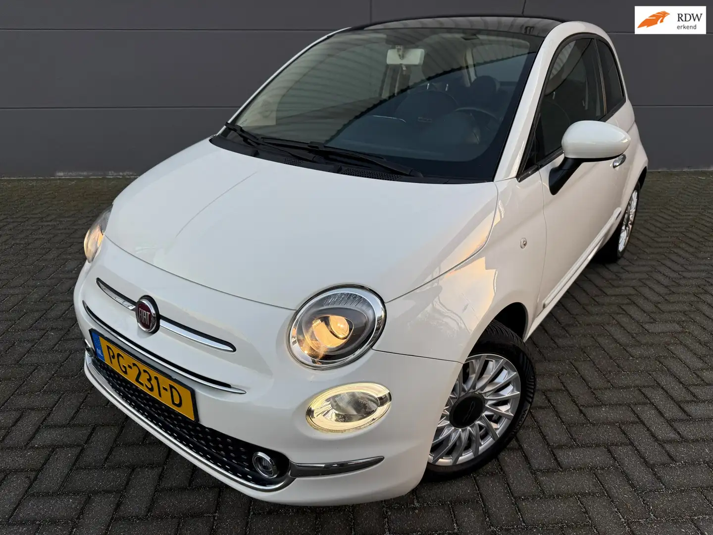 Fiat 500 1.2 Lounge*Panoramadak*NAVI*Parkeersensoren*Velgen Blanc - 1
