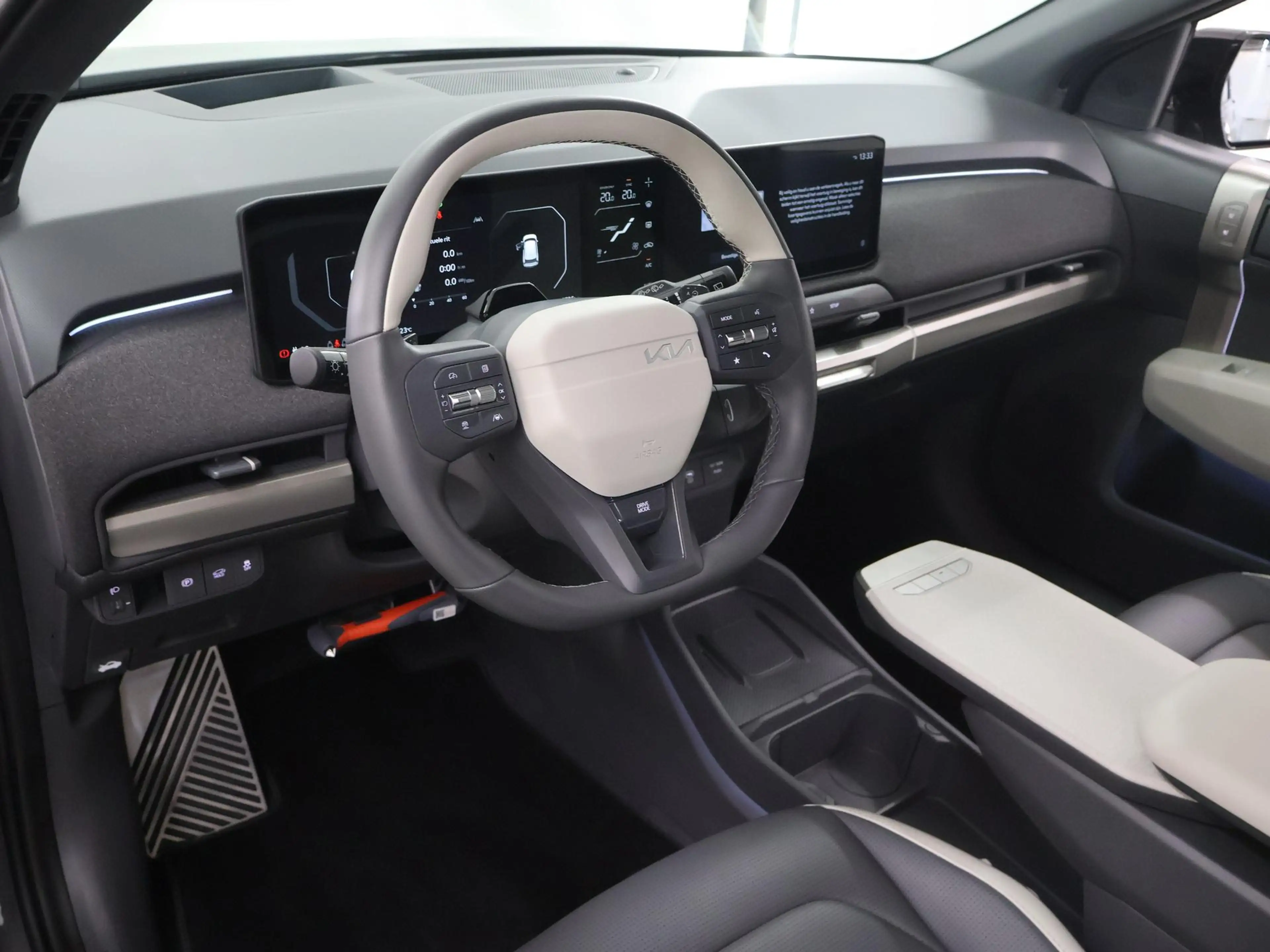 Kia EV3 GT-PlusLine 81.4 kWh | Panoramadak | Winterpakket — photo 7