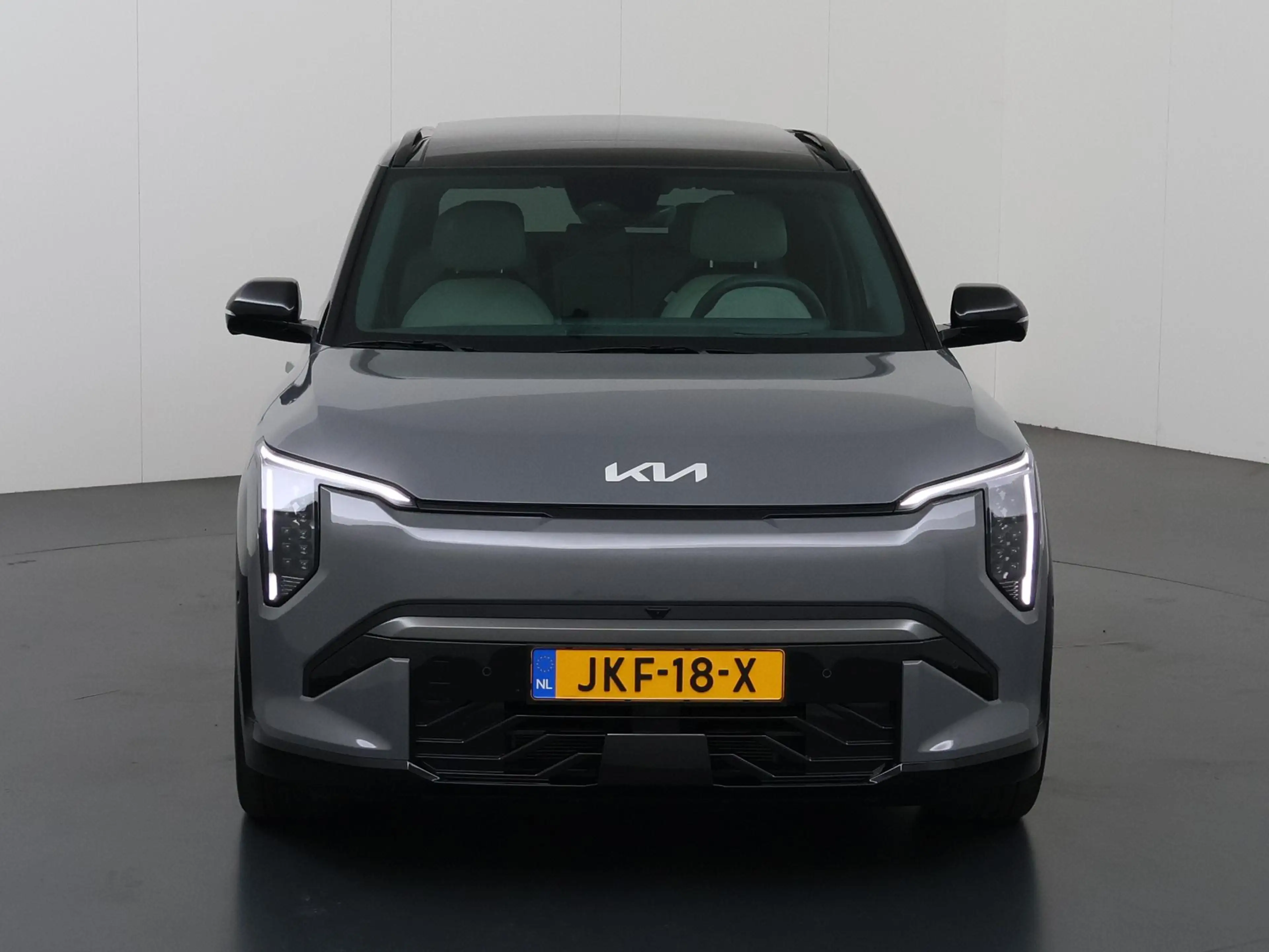 Kia EV3 GT-PlusLine 81.4 kWh | Panoramadak | Winterpakket — photo 3