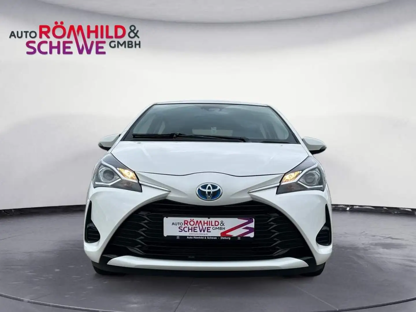 Toyota Yaris Hybrid 1.5 VVT-i Comfort Blanc - 2