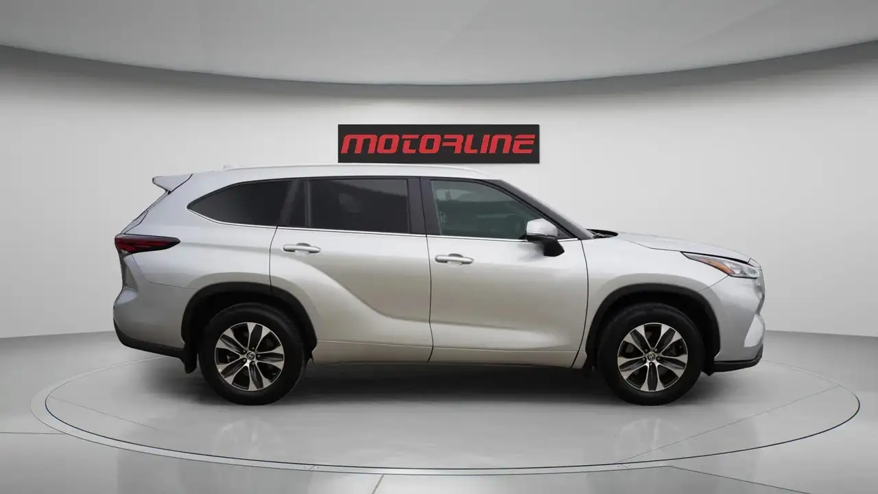 Toyota Highlander снимка Toyota Highlander