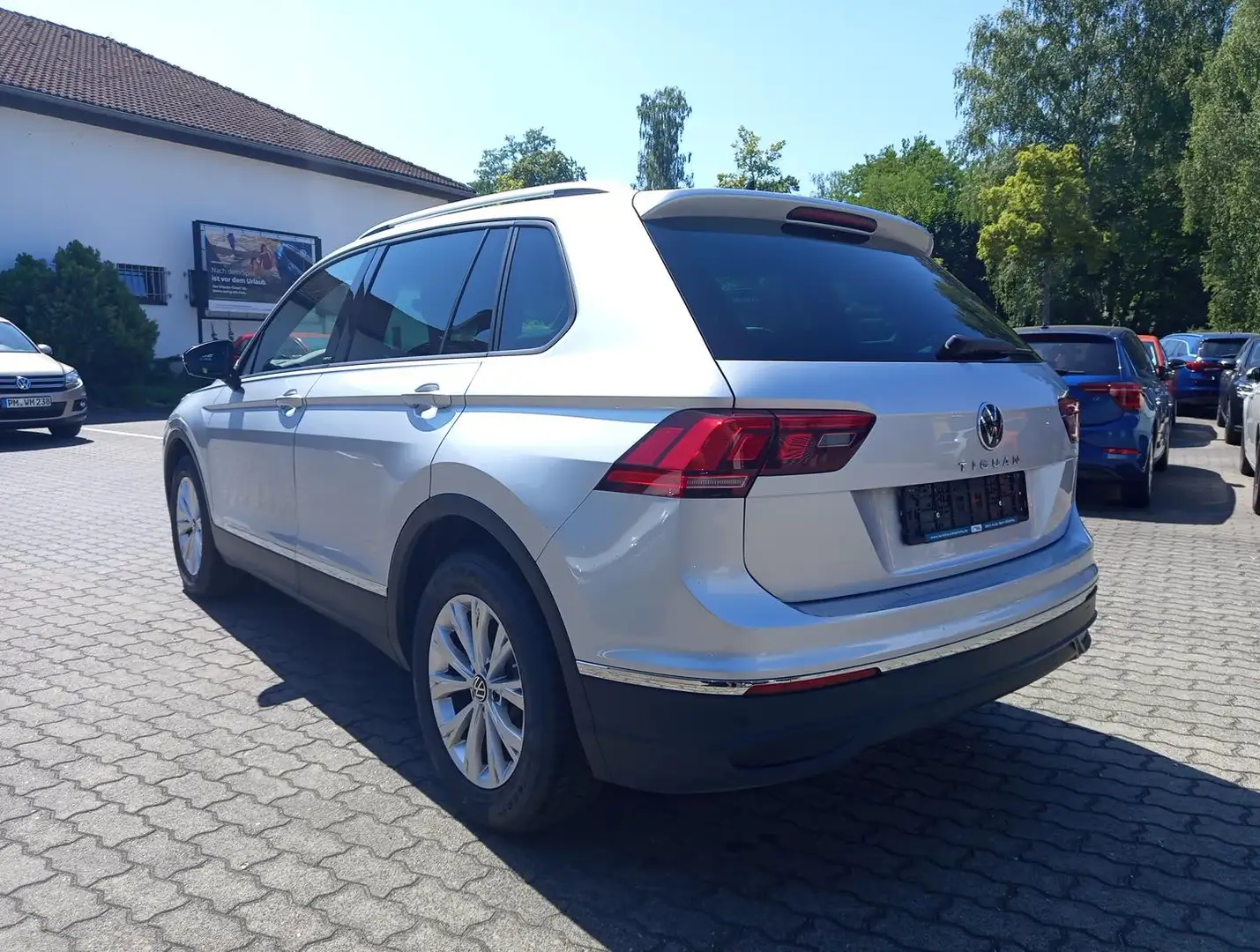 Volkswagen Tiguan United 1.5 16V TSI ACT Android Auto Silber - 2