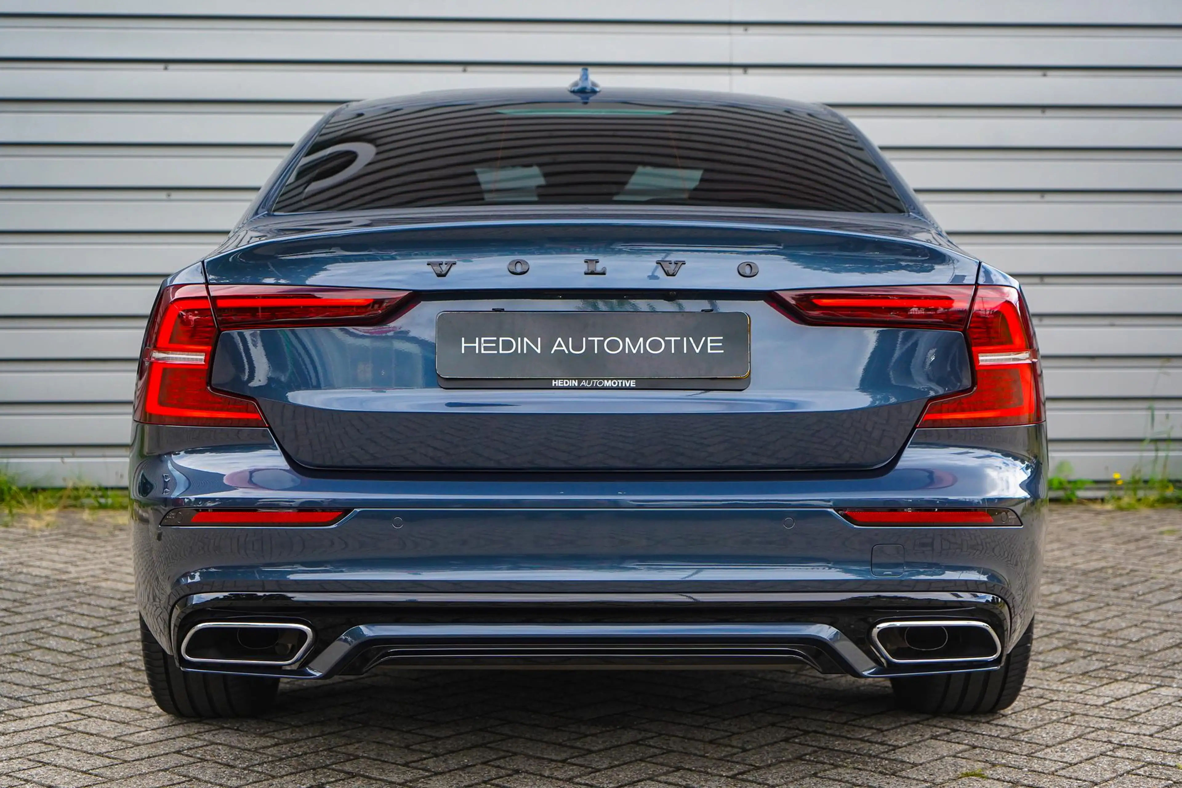 Volvo S60 2.0 B3 R-Design | Trekhaak | Panoramadak | Pilot a — photo 5