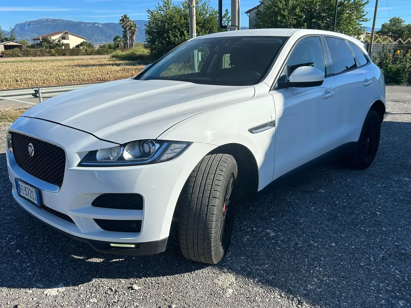 Jaguar F-Pace F-Pace 2.0d R-Sport awd 180cv - 2