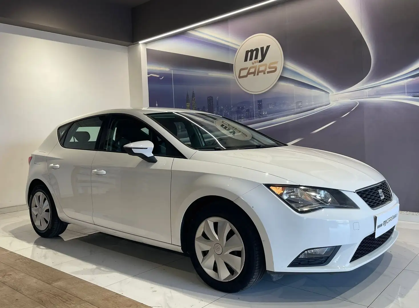 SEAT Leon Leon 5p 1.6 tdi cr Reference 90cv Bianco - 2