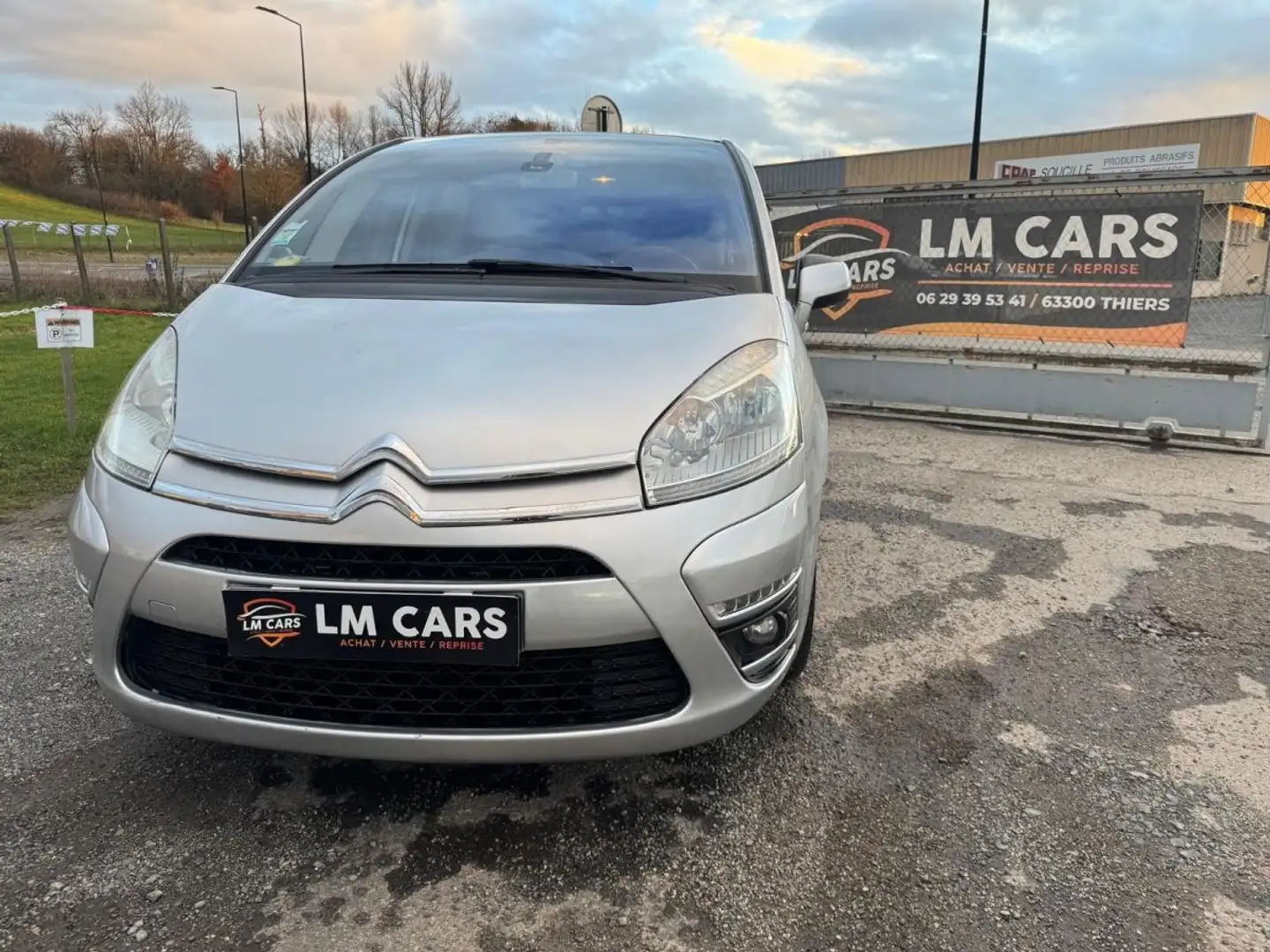 Citroen C4 Picasso 1.6 E-HDI 112CV CONFORT Gris - 1