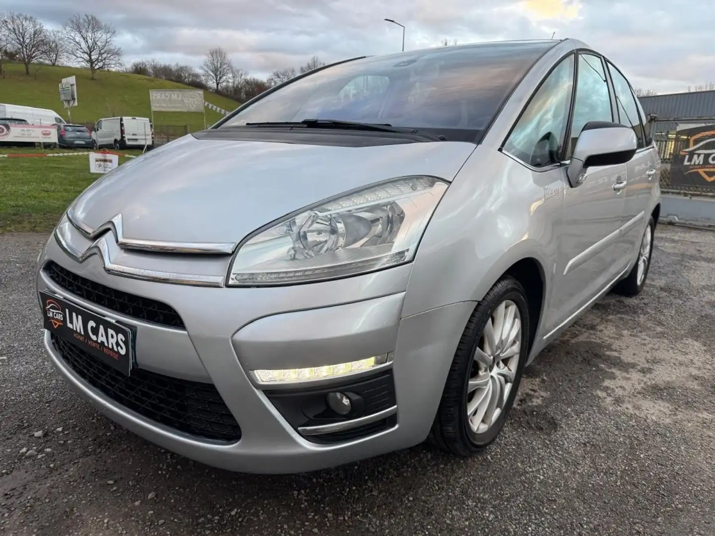 Citroen C4 Picasso 1.6 E-HDI 112CV CONFORT Gris - 2