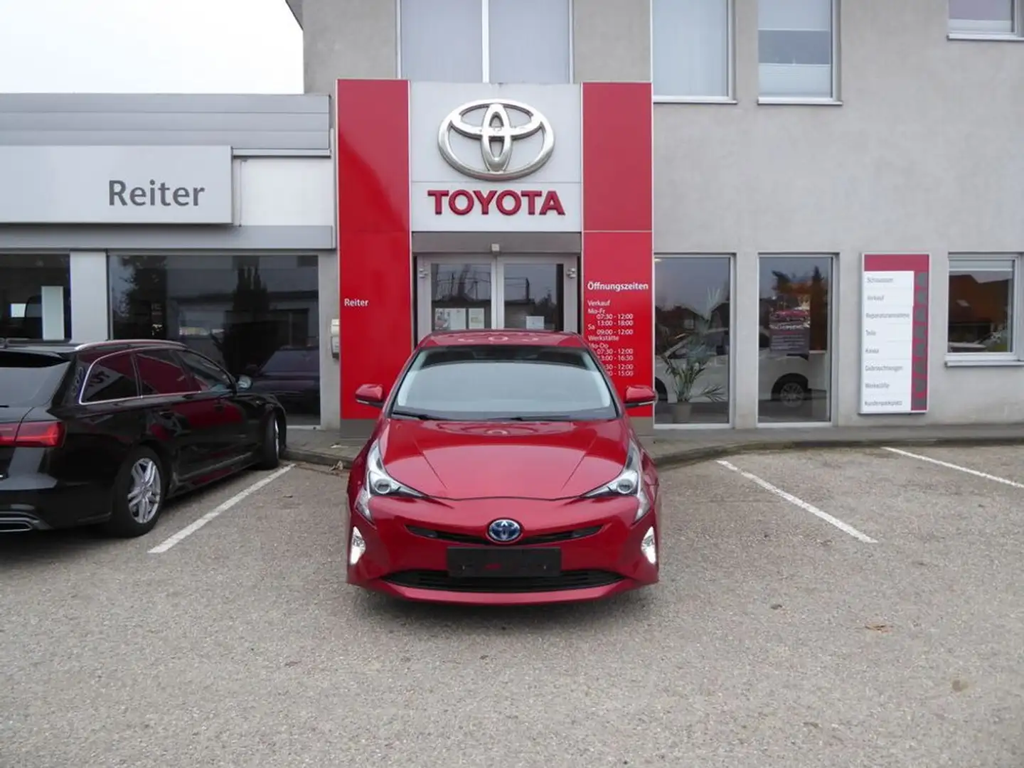 Toyota Prius 1,8 VVT-i Hybrid *MWST* Czerwony - 1