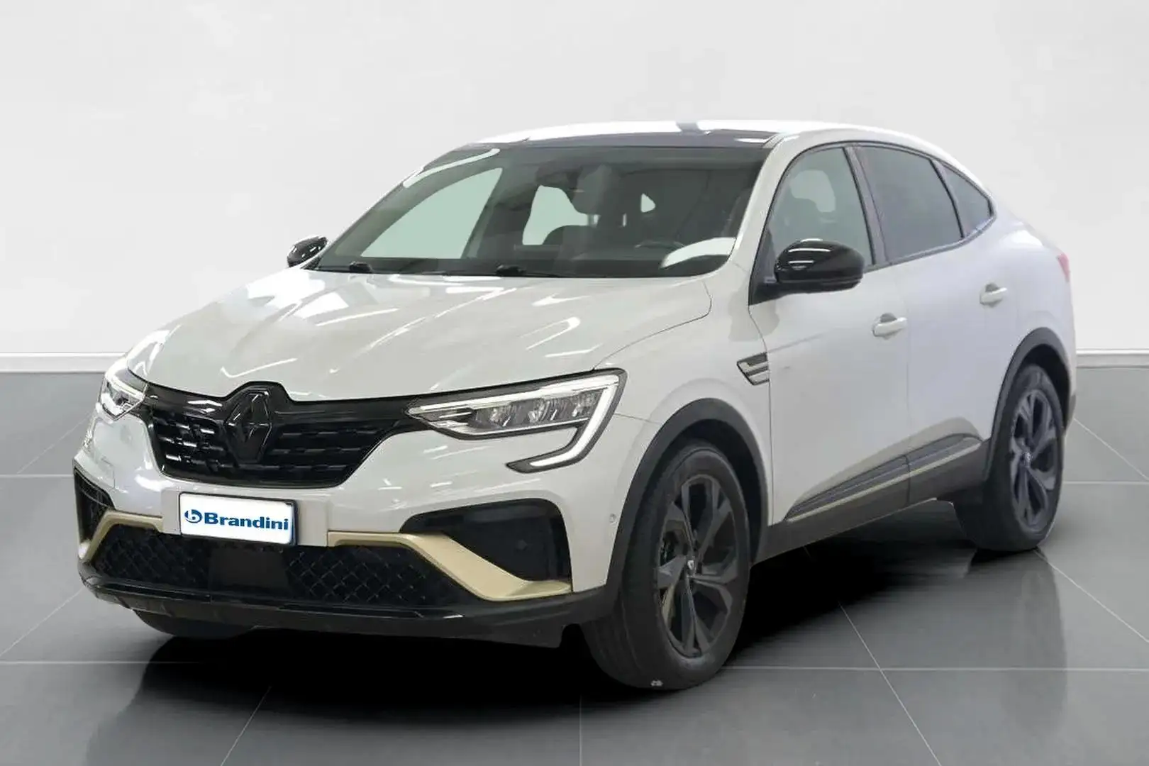 Renault Arkana 1.6 E-Tech full hybrid E-Tech Engineered Bianco - 1