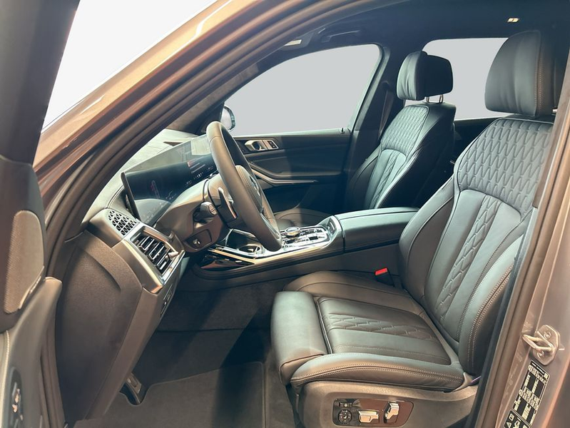 BMW X7 xDrive40d 259 kW, 5-türig (Diesel) — photo 12