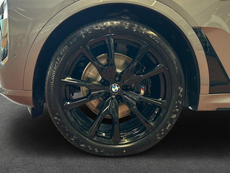 BMW X7 xDrive40d 259 kW, 5-türig (Diesel) — photo 8