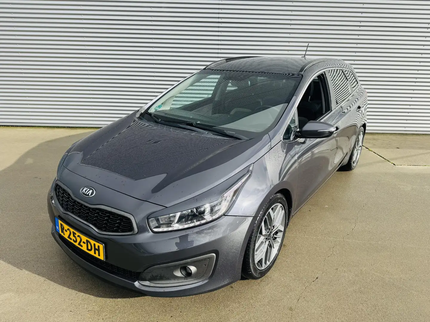 Kia Ceed SW / cee'd SW Sportswagon 1.6 GDI DynamicLine Automaat6 | Clima Gris - 2