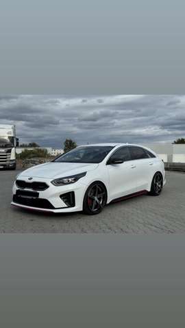 Imagine Kia ProCeed / pro_cee'd 1.6 T-GDI DCT7 OPF GT