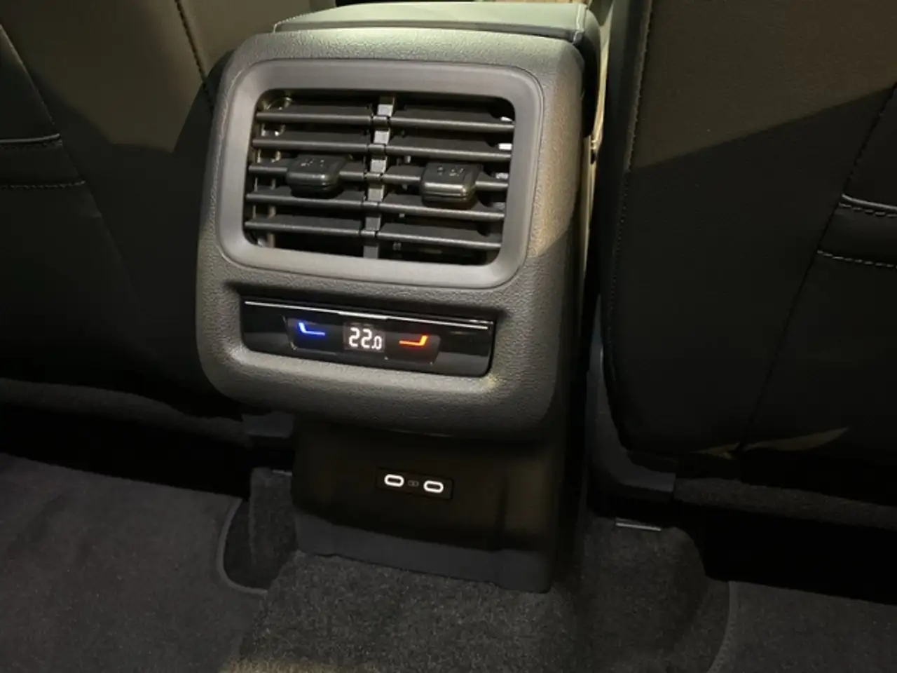 Volkswagen T-Roc R-Line 1.5 eTSI AHK EasyOpen AppConnect Kamera, миниатюра 18