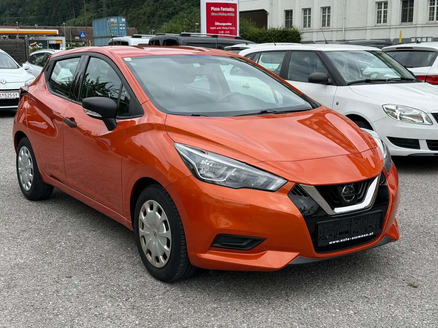 Nissan Micra Micra 1.0 Benzin TÜV NEU Orange - 1