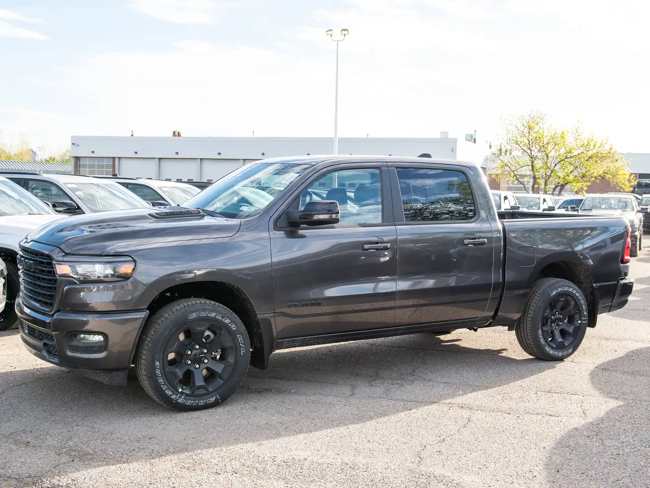RAM 1500 снимка RAM 1500