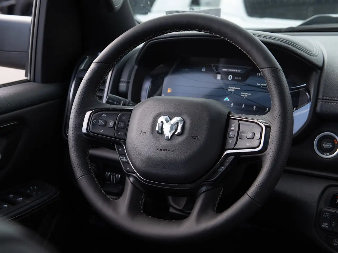 RAM 1500 снимка RAM 1500