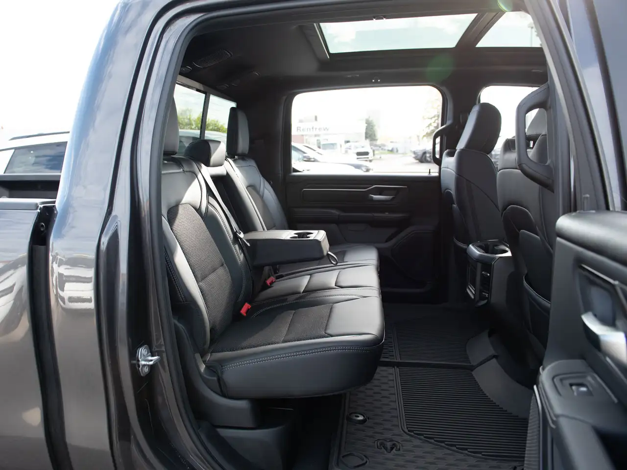 RAM 1500 fotografie RAM 1500