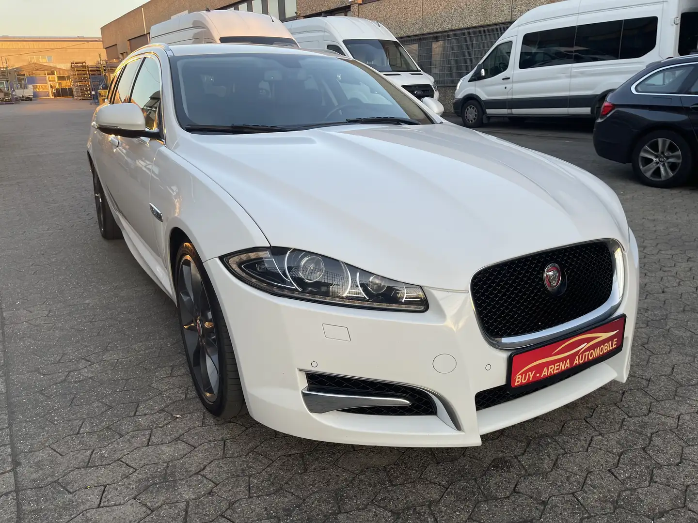 Jaguar XF 3.0 V6 Diesel Sportbrake R-Sport Voll Weiss 2.Hand Blanc - 1