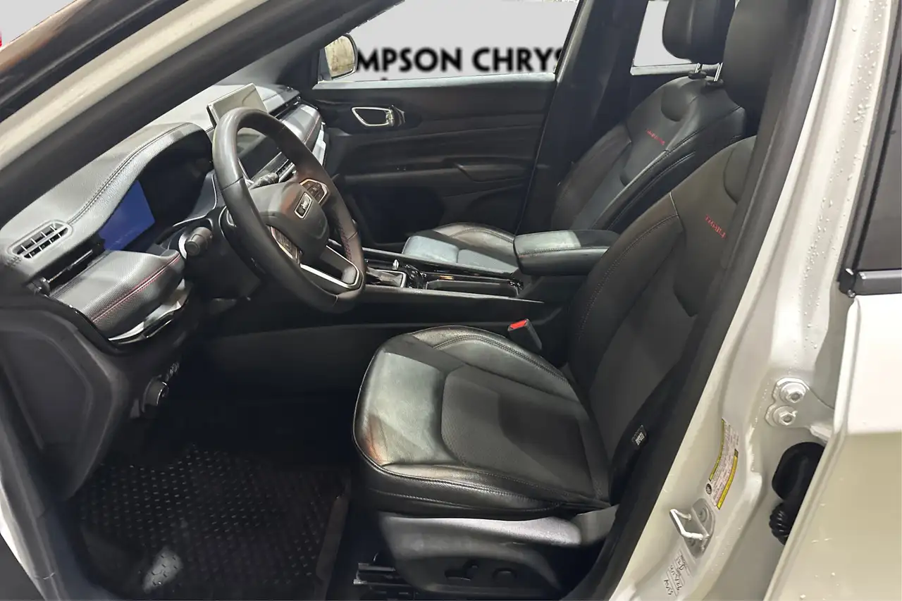 Jeep Compass снимка Jeep Compass